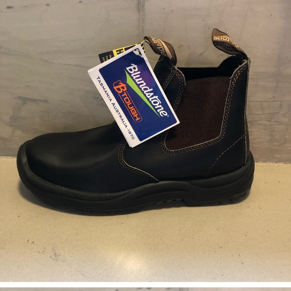 Blundstone 490 Chelsea Bump-Toe Boots